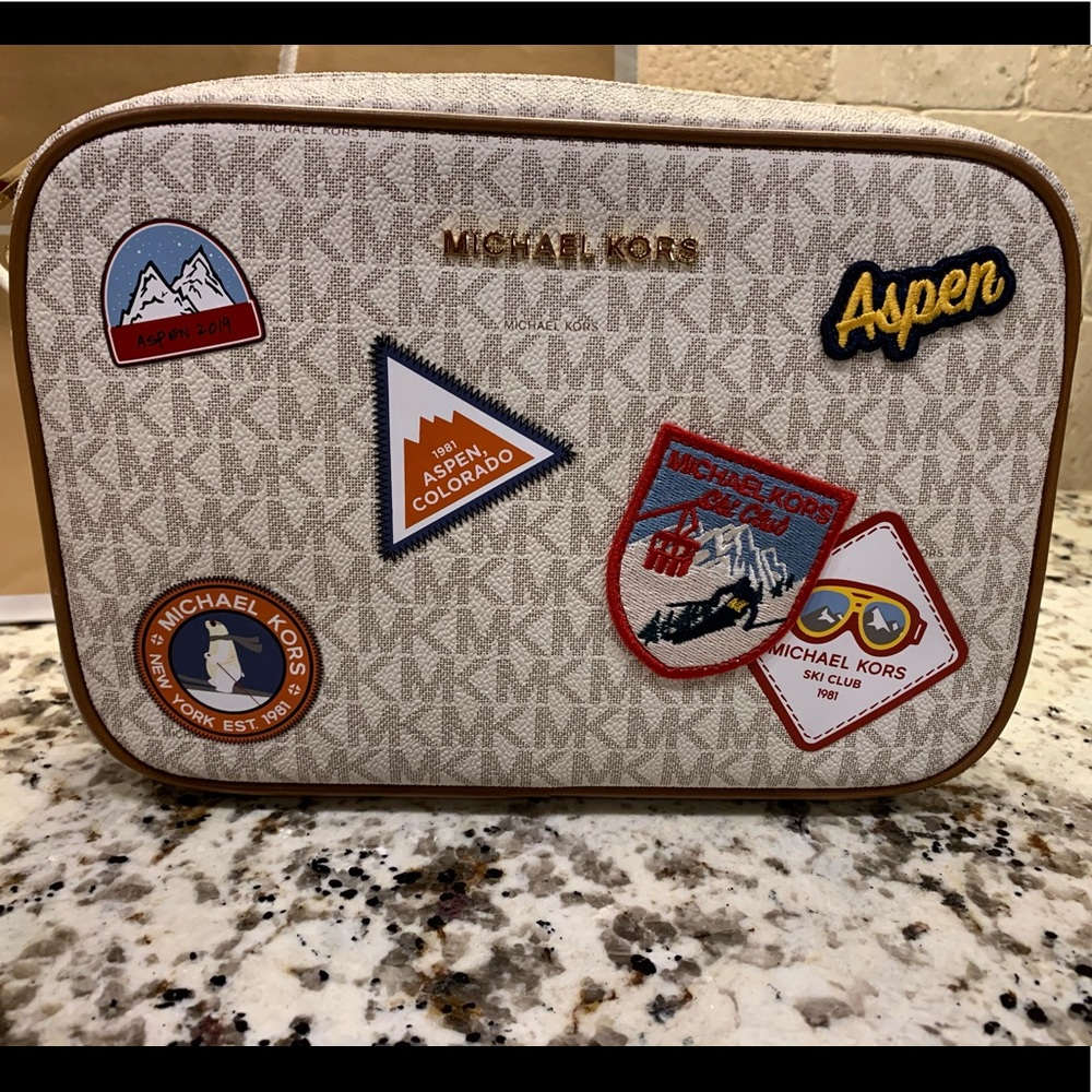 β¨π SOLD π Michael Kors ASPEN Large EW Crossbody Bagπβ¨ - Picture 7 of 12
